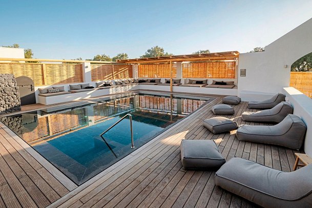 Scorpios Beach Santorini