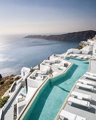 Grace Hotel, Auberge Collection