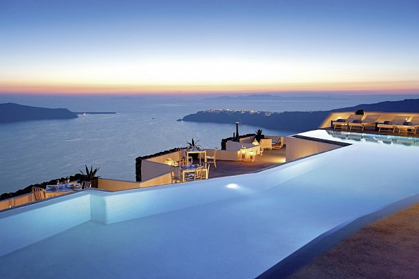 Grace Hotel, Auberge Collection