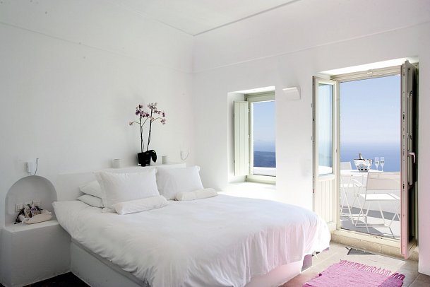 Grace Hotel, Auberge Collection