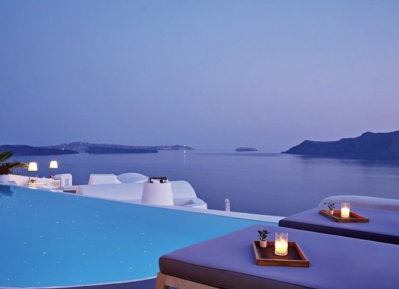 Katikies Santorini - Pool Bar