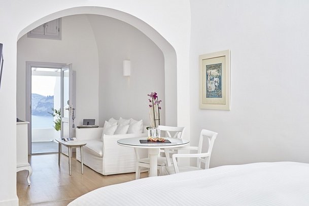 Katikies Santorini - Honeymoon Suite Sea View