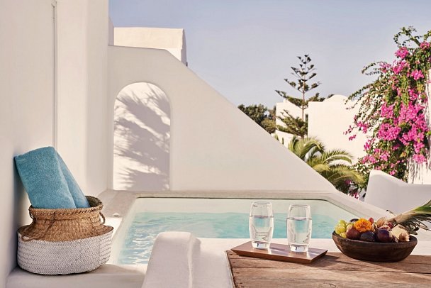 Nikki Beach Resort Santorini