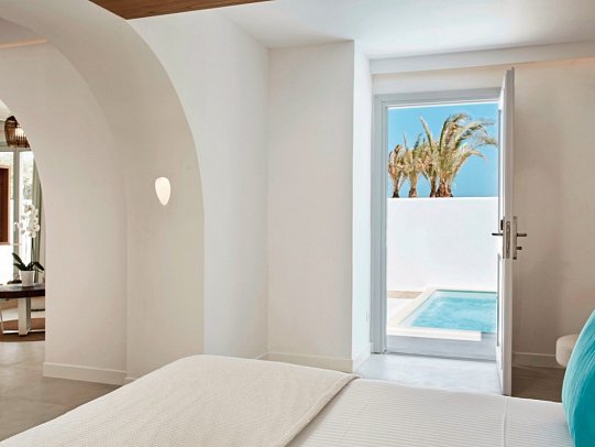 Nikki Beach Resort Santorini