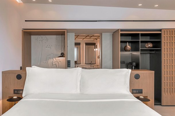 Domes Novos Santorini, Autograph Collection - Wohnbeispiel Doppelzimmer Echoes Retreat mit Zen Privatpool (Zimmercodierung DB1)