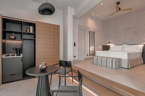 Domes Novos Santorini, Autograph Collection - Wohnbeispiel Bungalow Senses Meerblick Zen Privatpool (Zimmercodierung BBM)