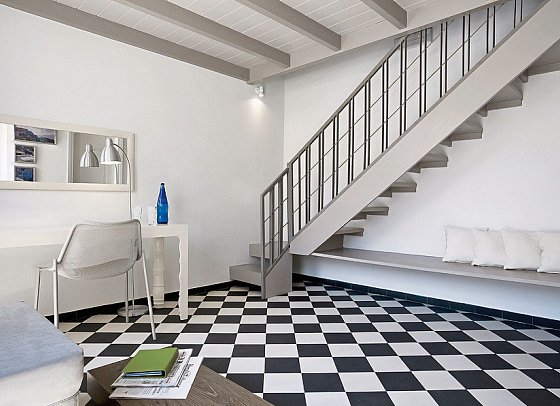 Rosebay Hotel - Wohnbeispiel Maisonette (Zimmercodierung MB1)