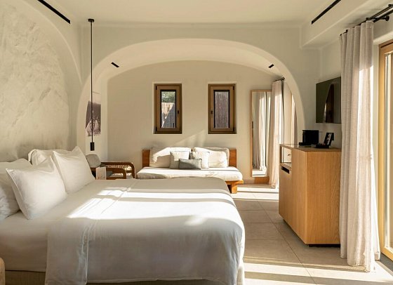 Radisson Blu Zaffron - Wohnbeispiel Juniorsuite mit kleinem privaten Pool (Zimmercodierung JBR)