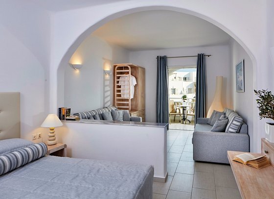 Aegean Plaza - Wohnbeispiel Suite Gartenblick (Zimmercodierung WBG)