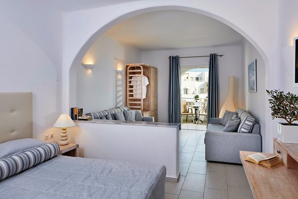 Aegean Plaza - Wohnbeispiel Suite Gartenblick (Zimmercodierung WBG)