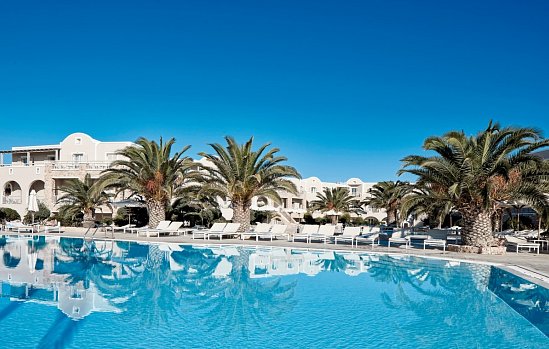 Santo MiraMare Resort