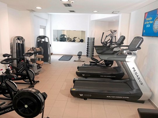 Santo MiraMare Resort