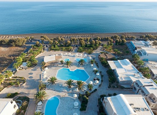 Santo MiraMare Resort