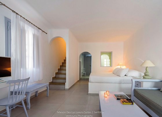 Maison Des Lys Luxury Suites - Wohnbeispiel Senior Suite Whirlpool mit Meerblick (Zimmercodierung WBM)