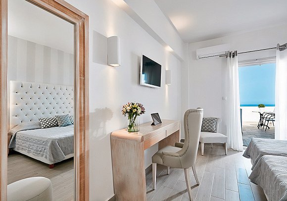 Santorini Palace - Wohnbeispiel Doppelzimmer Superior (Zimmercodierung DS1)