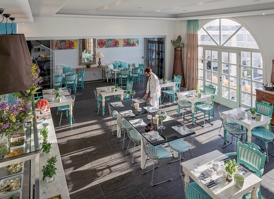 Aressana Spa Hotel and Suites