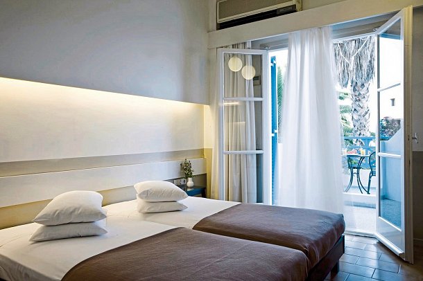 Kamari Beach - Wohnbeispiel Doppelzimmer (Zimmercodierung DB1)