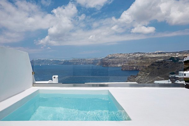 Santorini View Hotel by Highlight - Wohnbeispiel Doppelzimmer Deluxe Calderablick mit kl. Privatpool (Zimmercodierung DD1)