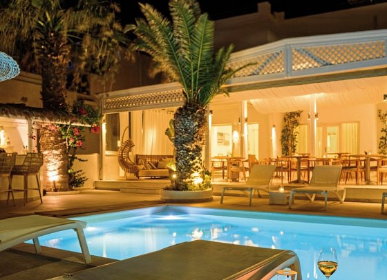 Alesahne Beach Hotel