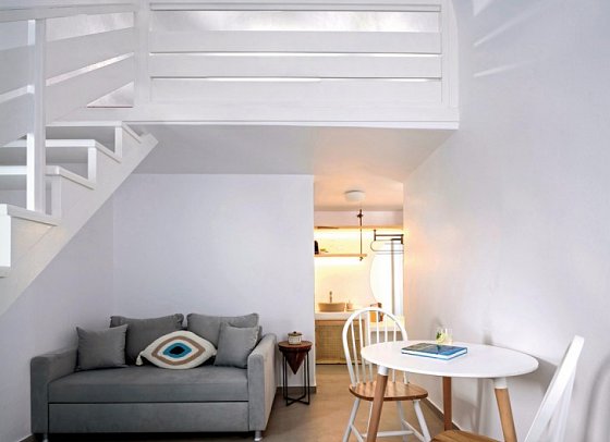 Kalestesia Suites - Wohnbeispiel Familien Maisonette mit kleinem privaten Pool (Zimmercodierung MBR)