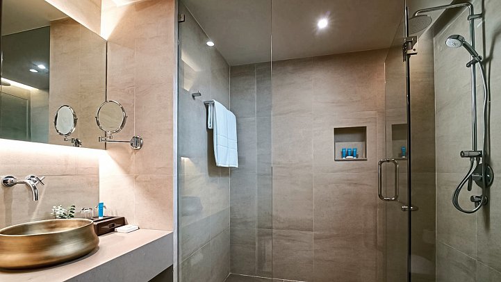 Amari Vogue Resort - Badbeispiel Superior (Zimmercodierung US1)