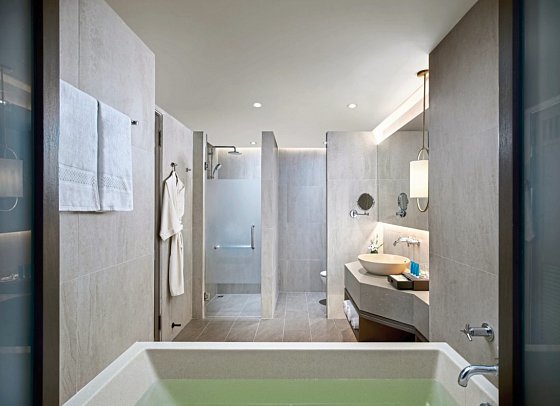 Amari Vogue Resort - Badbeispiel Deluxe (Zimmercodierungen UD1 & UM1)