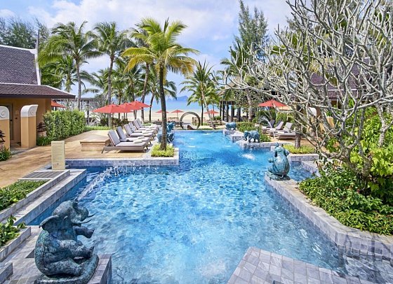 Amari Vogue Resort
