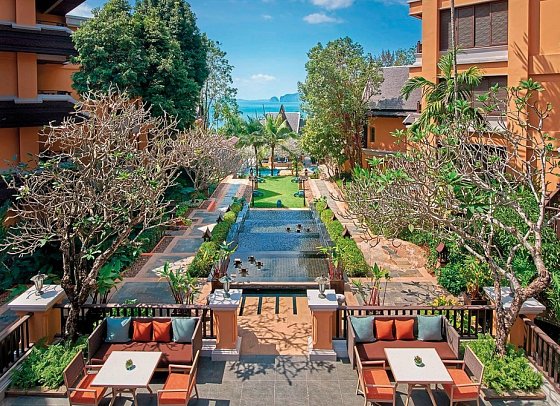 Amari Vogue Resort