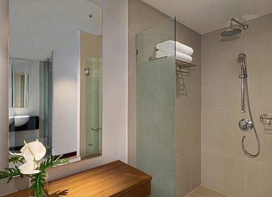 Avani Ao Nang Cliff Krabi Resort - Badbeispiel Avani Superior (Zimmercodierung US1)