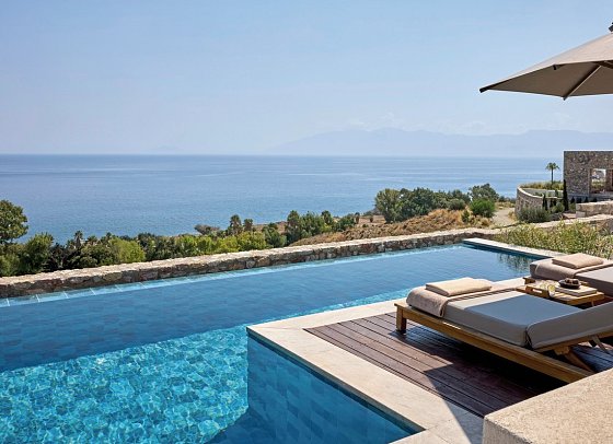 KOIA All-Suite Wellbeing Resort - Wohnbeispiel Suite Deluxe Privatpool (Zimmercodierung WDR)