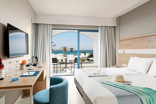 Aeolos Beach Hotel - Wohnbeispiel Doppelzimmer Select Meerblick (Zimmercodierung DNM)