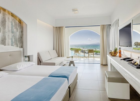 Aeolos Beach Hotel - Wohnbeispiel Bungalow Premium Meeresfront (Zimmercodierung BMO)