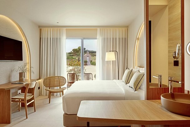 Zeus Kos Beach - Wohnbeispiel Doppelzimmer Deluxe Gartenblick (Zimmercodierung DDG)