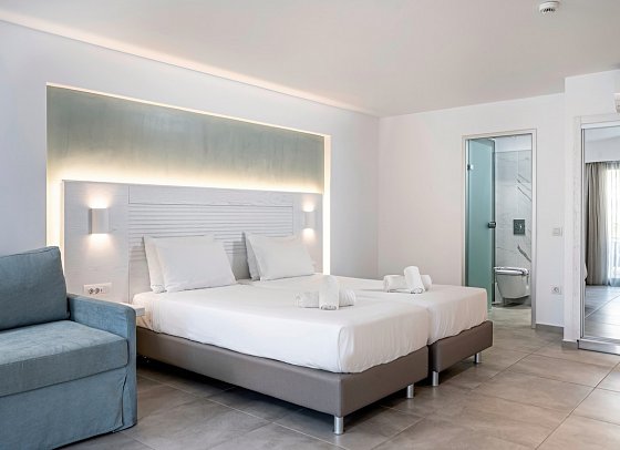 Apollon - Wohnbeispiel Doppelzimmer Deluxe Komfort Poolblick (Zimmercodierung DD4)
