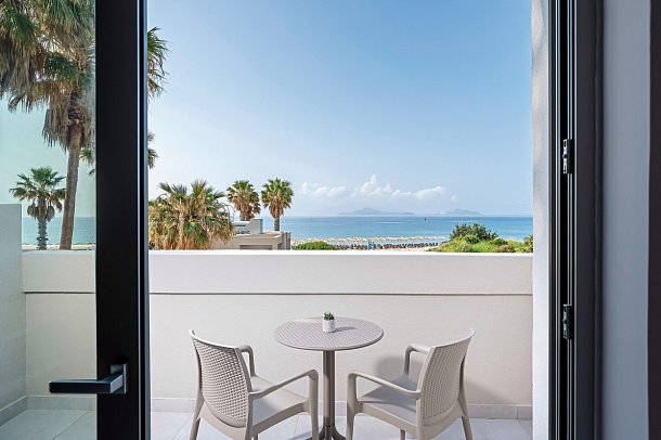 Porto Bello Beach Hotel & Aqua Park - Wohnbeispiel Doppelzimmer Meerblick zum Teil seitlich (Zimmercodierung D1M)