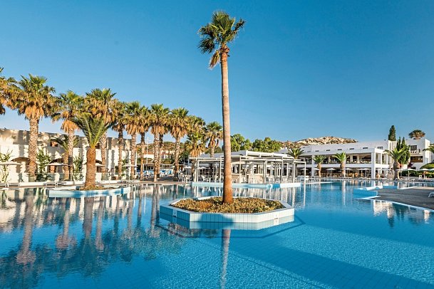 Porto Bello Beach Hotel & Aqua Park