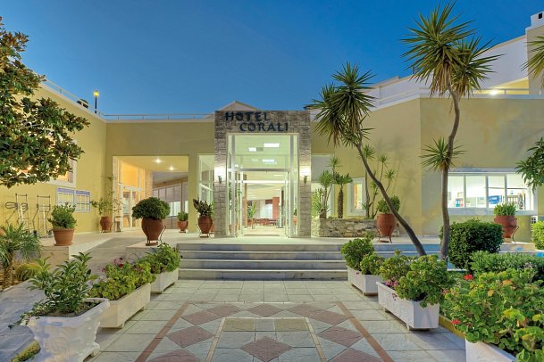 Corali Hotel
