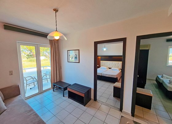 Corali Hotel - Wohnbeispiel Familienzimmer 2 Schlafzimmer (Zimmercodierung FB3)