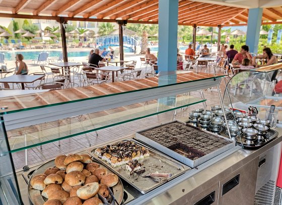 Corali Hotel