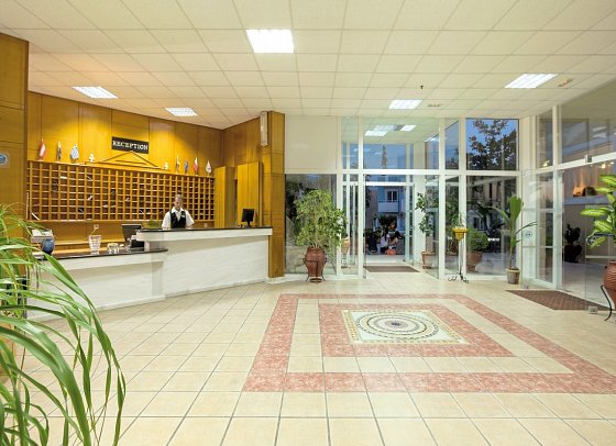 Corali Hotel