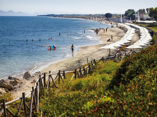 Neptune Luxury Resort