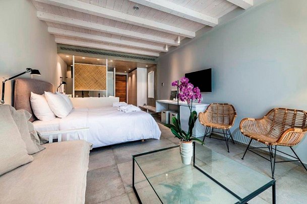 Caravia Beach Hotel - Wohnbeispiel Juniorsuite obere Etage (Zimmercodierung J1D)