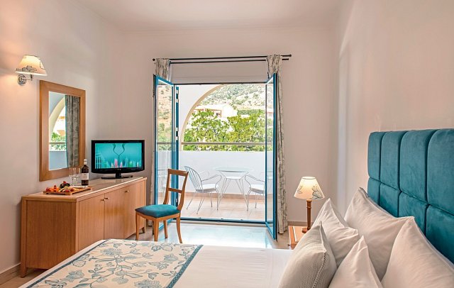 Mitsis Norida - Wohnbeispiel Doppelzimmer Gartenblick (Zimmercodierung D1G)