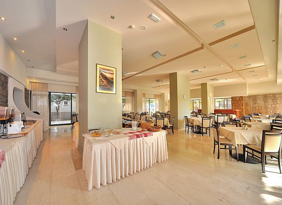 Saint Constantin Hotel