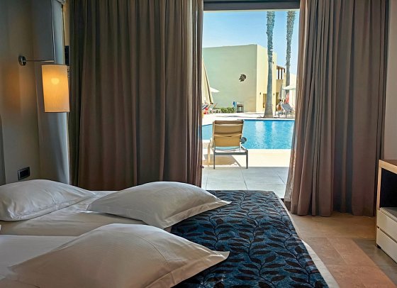 Astir Odysseus Resort & Spa - Wohnbeispiel Suite Executive Gemeinschaftspool (Zimmercodierung WTP)