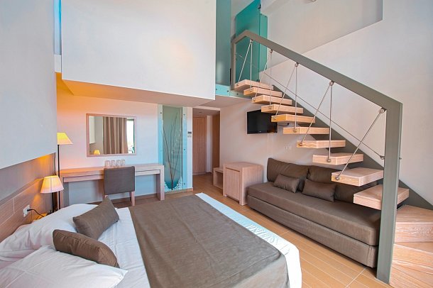 Akti Palace - Wohnbeispiel Maisonette Gartenblick (Zimmercodierung MBG)