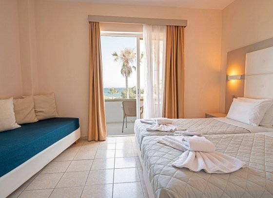 Costa Angela - Wohnbeispiel Doppelzimmer Meerblick (Zimmercodierungen DBM & D1M)