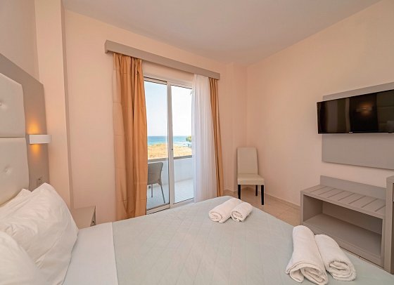 Costa Angela - Wohnbeispiel Doppelzimmer Meerblick (Zimmercodierungen DBM & D1M)