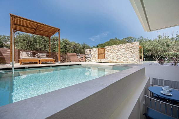 Aegean Houses - Wohnbeispiel Apt. 1 Schlafzimmer Superior Privatpool (Zimmercodierung ASR)