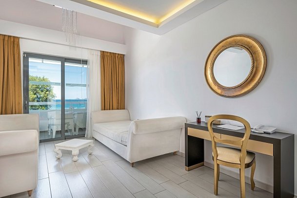 Diamond Deluxe Hotel & Spa - Wohnbeispiel Maisonette seitl. Meerblick (Zimmercodierung MBN)